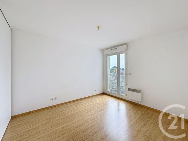 Appartement F2 à vendre - 2 pièces - 47.53 m2 - ORMES - 45 - CENTRE - Century 21 Trois Rois