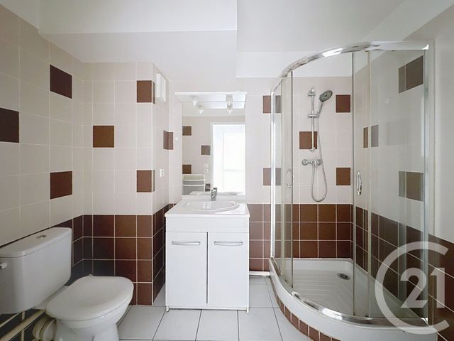 Appartement F2 à vendre - 2 pièces - 47.53 m2 - ORMES - 45 - CENTRE - Century 21 Trois Rois