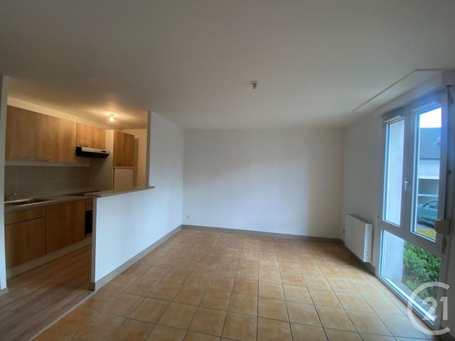 Appartement F3 à louer - 3 pièces - 47.0 m2 - CHATEAUNEUF SUR LOIRE - 45 - CENTRE - Century 21 Trois Rois