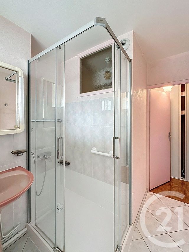 Appartement F4 à vendre - 4 pièces - 68.7 m2 - ORLEANS - 45 - CENTRE - Century 21 Trois Rois