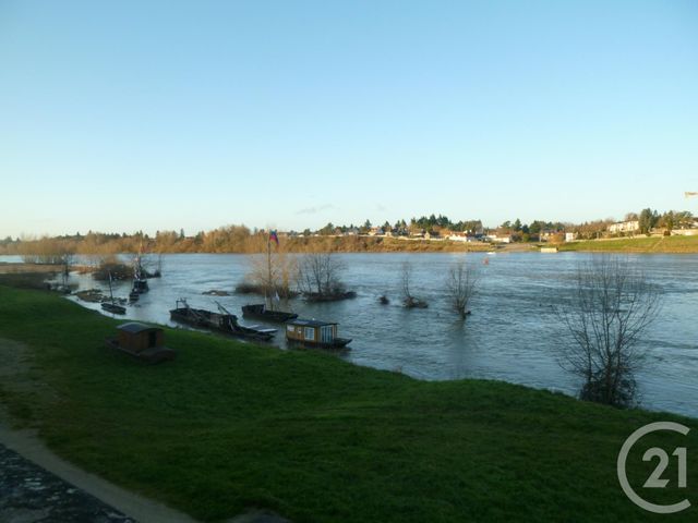 Appartement F2 à louer - 2 pièces - 43.0 m2 - JARGEAU - 45 - CENTRE - Century 21 Trois Rois