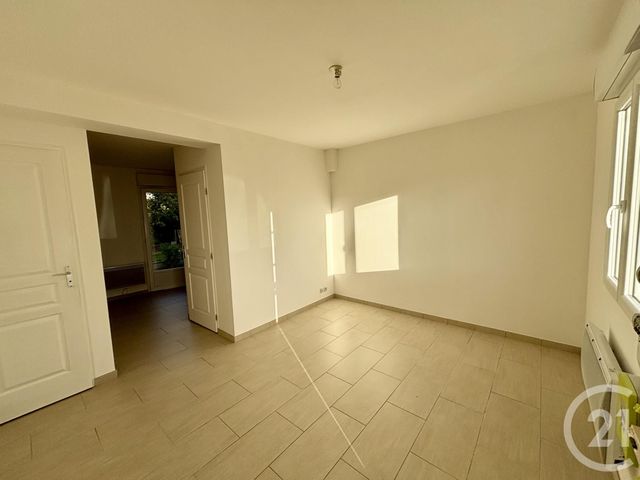 Appartement F2 à louer - 2 pièces - 39.0 m2 - JARGEAU - 45 - CENTRE - Century 21 Trois Rois