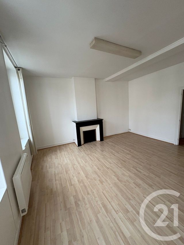 Appartement F2 à louer - 2 pièces - 66.0 m2 - CHATEAUNEUF SUR LOIRE - 45 - CENTRE - Century 21 Trois Rois