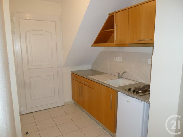 Appartement Studio à louer - 1 pièce - 23.0 m2 - CHATEAUNEUF SUR LOIRE - 45 - CENTRE - Century 21 Trois Rois