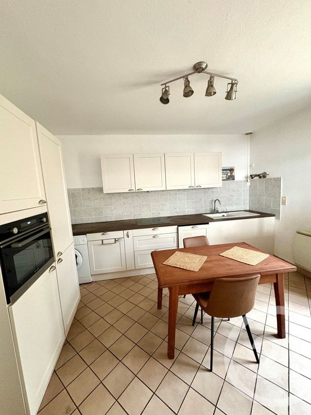 maison à louer - 3 pièces - 62.0 m2 - CHATEAUNEUF SUR LOIRE - 45 - CENTRE - Century 21 Trois Rois