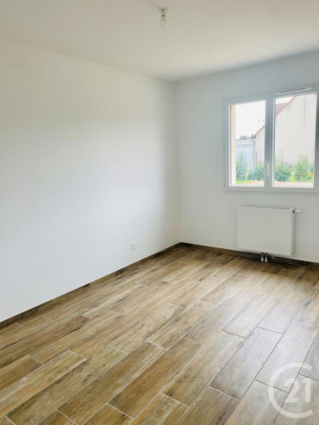 maison à louer - 4 pièces - 83.47 m2 - ST MARTIN D ABBAT - 45 - CENTRE - Century 21 Trois Rois