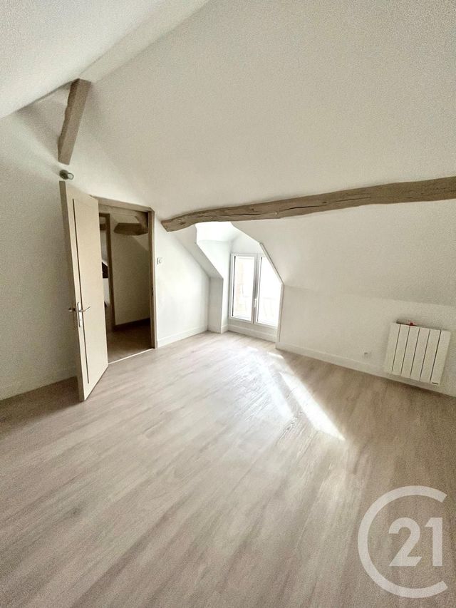 maison à louer - 5 pièces - 92.33 m2 - ST MARTIN D ABBAT - 45 - CENTRE - Century 21 Trois Rois