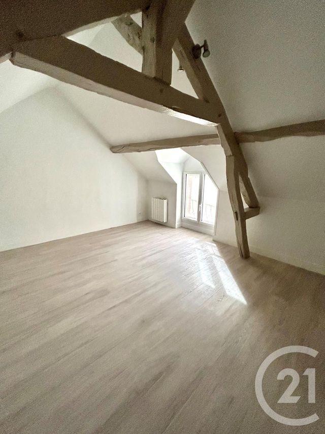 maison à louer - 5 pièces - 92.33 m2 - ST MARTIN D ABBAT - 45 - CENTRE - Century 21 Trois Rois