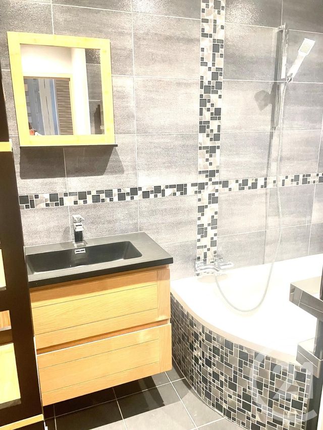 maison à louer - 3 pièces - 79.15 m2 - VITRY AUX LOGES - 45 - CENTRE - Century 21 Trois Rois