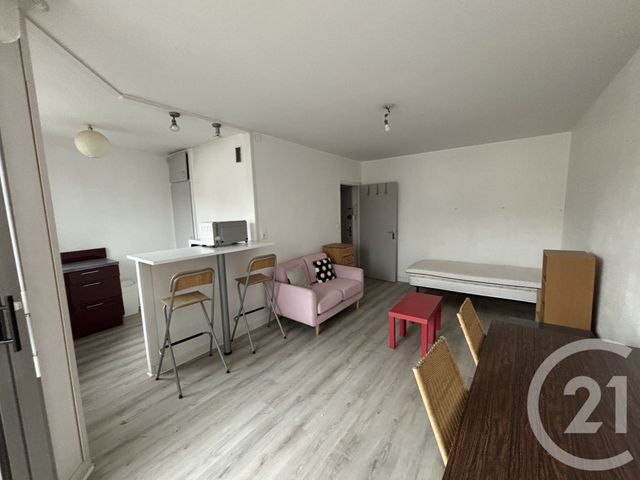 Appartement F1 à louer - 1 pièce - 27.4 m2 - ORLEANS - 45 - CENTRE - Century 21 Trois Rois