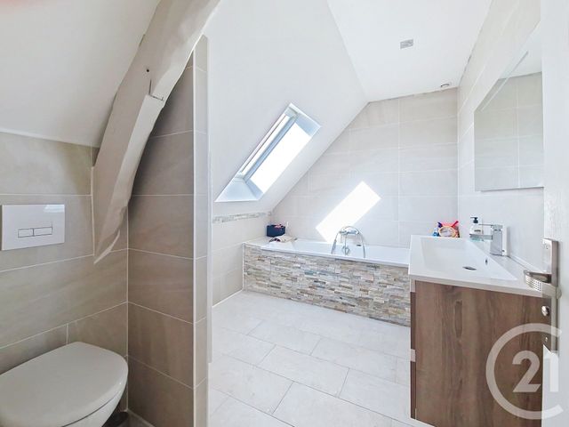 maison à vendre - 5 pièces - 115.14 m2 - ST MARTIN D ABBAT - 45 - CENTRE - Century 21 Trois Rois