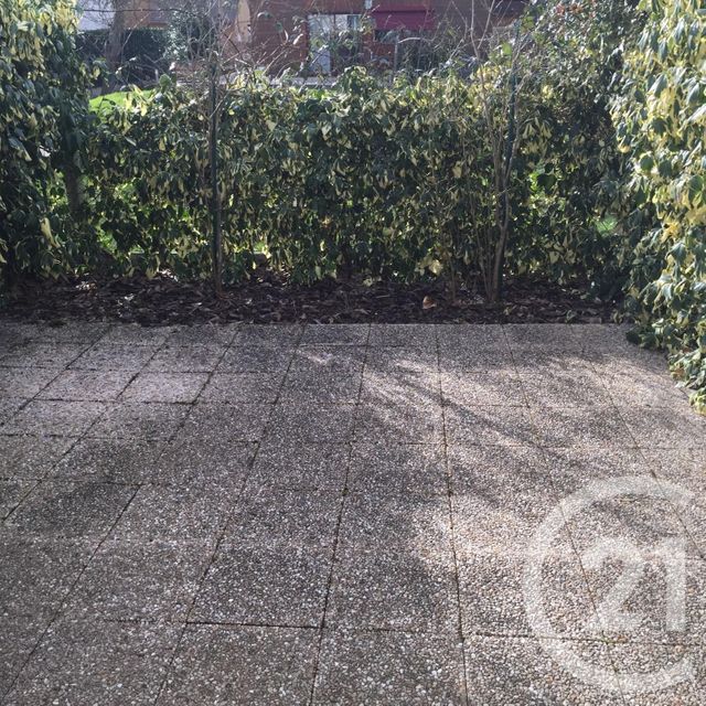 maison à louer - 3 pièces - 63.0 m2 - CHATEAUNEUF SUR LOIRE - 45 - CENTRE - Century 21 Trois Rois