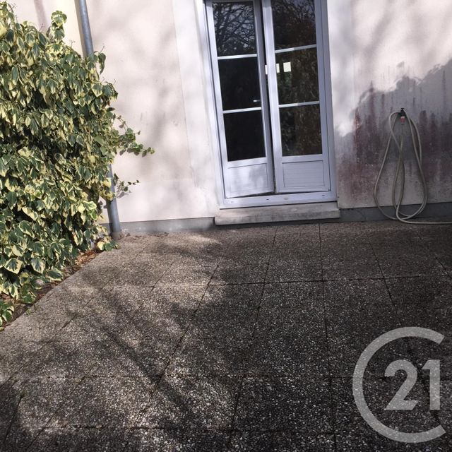 maison à louer - 3 pièces - 63.0 m2 - CHATEAUNEUF SUR LOIRE - 45 - CENTRE - Century 21 Trois Rois