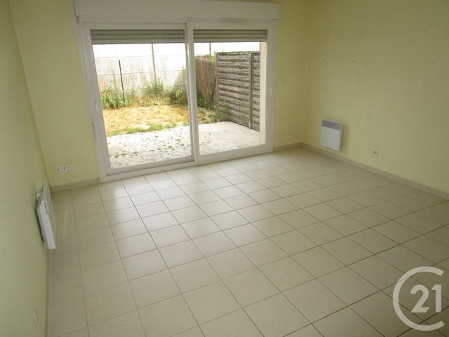 maison à louer - 3 pièces - 63.0 m2 - CHATEAUNEUF SUR LOIRE - 45 - CENTRE - Century 21 Trois Rois