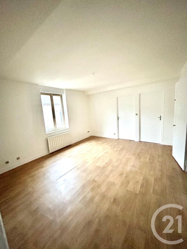 Appartement F3 à louer - 3 pièces - 55.0 m2 - CHATEAUNEUF SUR LOIRE - 45 - CENTRE - Century 21 Trois Rois
