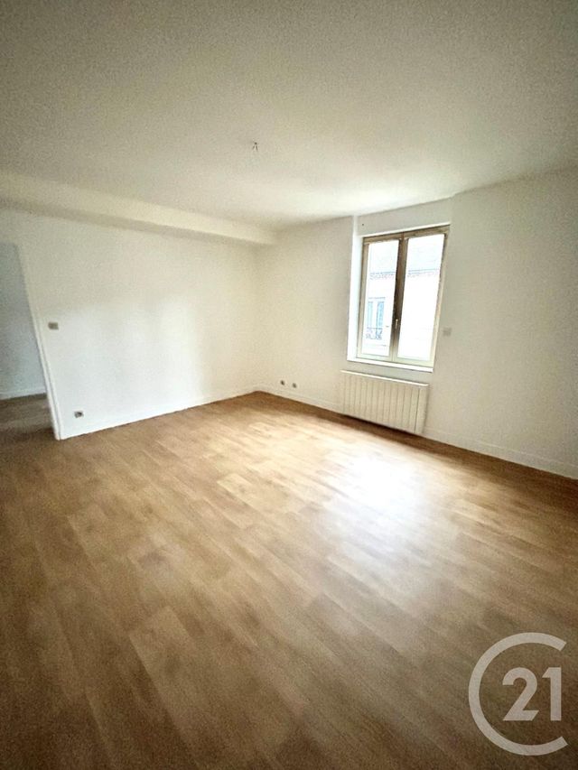 Appartement F3 à louer - 3 pièces - 55.0 m2 - CHATEAUNEUF SUR LOIRE - 45 - CENTRE - Century 21 Trois Rois