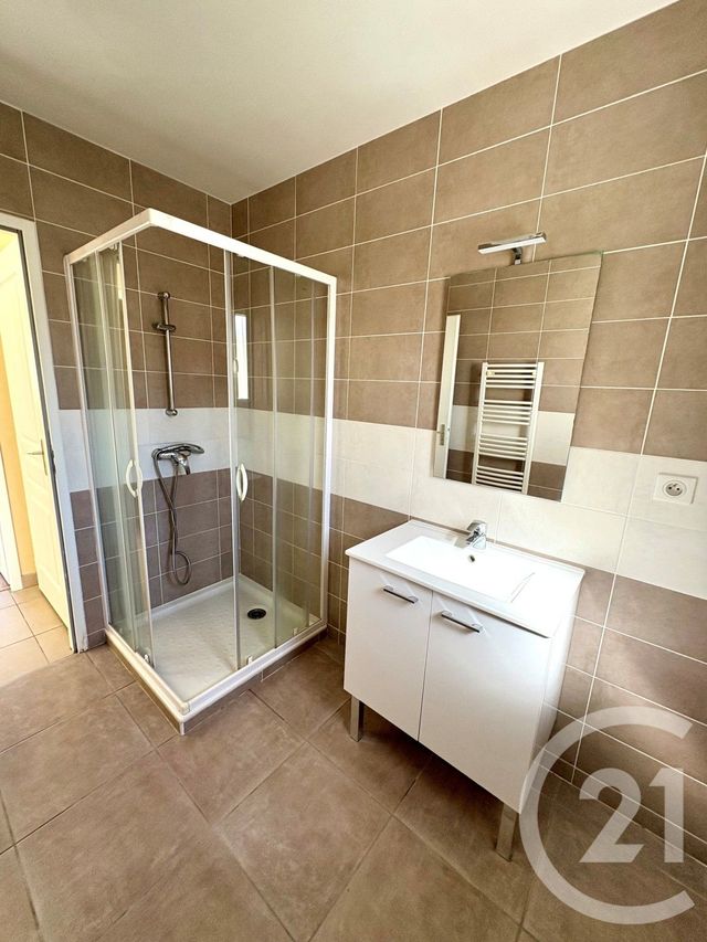 maison à louer - 4 pièces - 98.0 m2 - CHATEAUNEUF SUR LOIRE - 45 - CENTRE - Century 21 Trois Rois