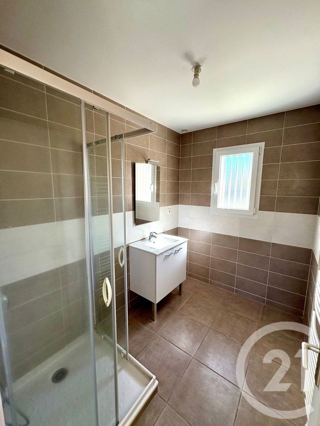 maison à louer - 4 pièces - 98.0 m2 - CHATEAUNEUF SUR LOIRE - 45 - CENTRE - Century 21 Trois Rois