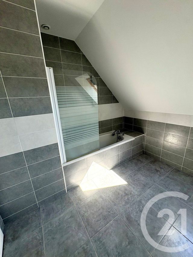 maison à louer - 4 pièces - 98.0 m2 - CHATEAUNEUF SUR LOIRE - 45 - CENTRE - Century 21 Trois Rois