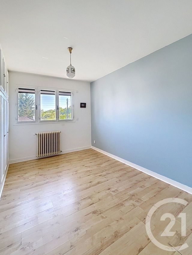 maison à vendre - 5 pièces - 129.8 m2 - VITRY AUX LOGES - 45 - CENTRE - Century 21 Trois Rois