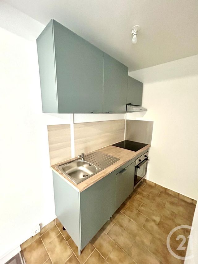 Appartement F2 à louer - 2 pièces - 26.0 m2 - CHATEAUNEUF SUR LOIRE - 45 - CENTRE - Century 21 Trois Rois
