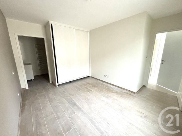 maison à louer - 5 pièces - 138.0 m2 - CHATEAUNEUF SUR LOIRE - 45 - CENTRE - Century 21 Trois Rois