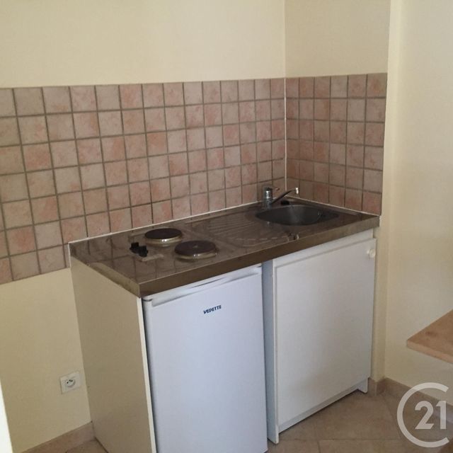 Appartement F1 à louer - 1 pièce - 23.0 m2 - CHATEAUNEUF SUR LOIRE - 45 - CENTRE - Century 21 Trois Rois
