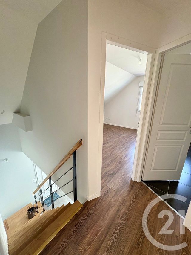 maison à louer - 3 pièces - 74.26 m2 - ST DENIS DE L HOTEL - 45 - CENTRE - Century 21 Trois Rois