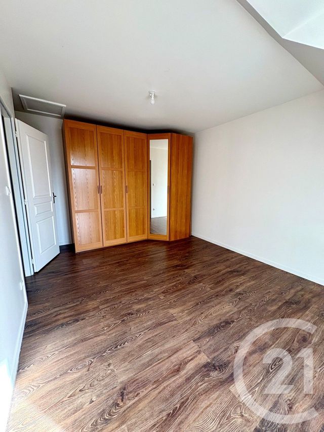 maison à louer - 3 pièces - 74.26 m2 - ST DENIS DE L HOTEL - 45 - CENTRE - Century 21 Trois Rois