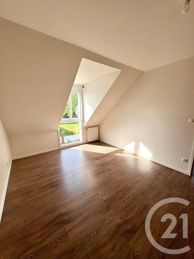 maison à louer - 3 pièces - 74.26 m2 - ST DENIS DE L HOTEL - 45 - CENTRE - Century 21 Trois Rois