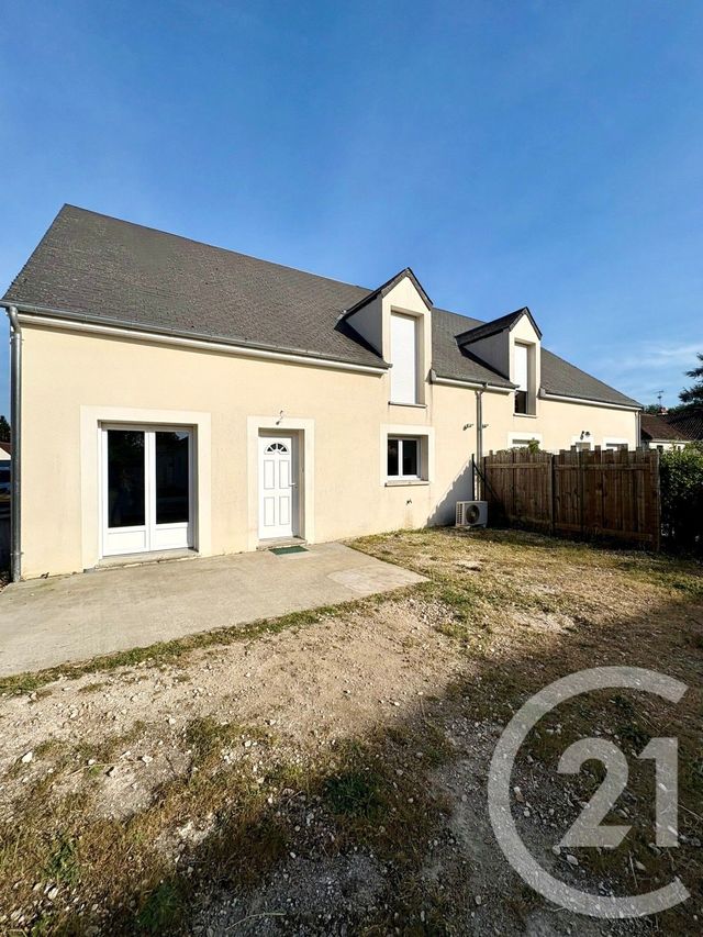 maison à louer - 3 pièces - 74.26 m2 - ST DENIS DE L HOTEL - 45 - CENTRE - Century 21 Trois Rois