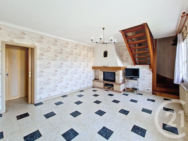 maison à vendre - 6 pièces - 108.64 m2 - CHATEAUNEUF SUR LOIRE - 45 - CENTRE - Century 21 Trois Rois