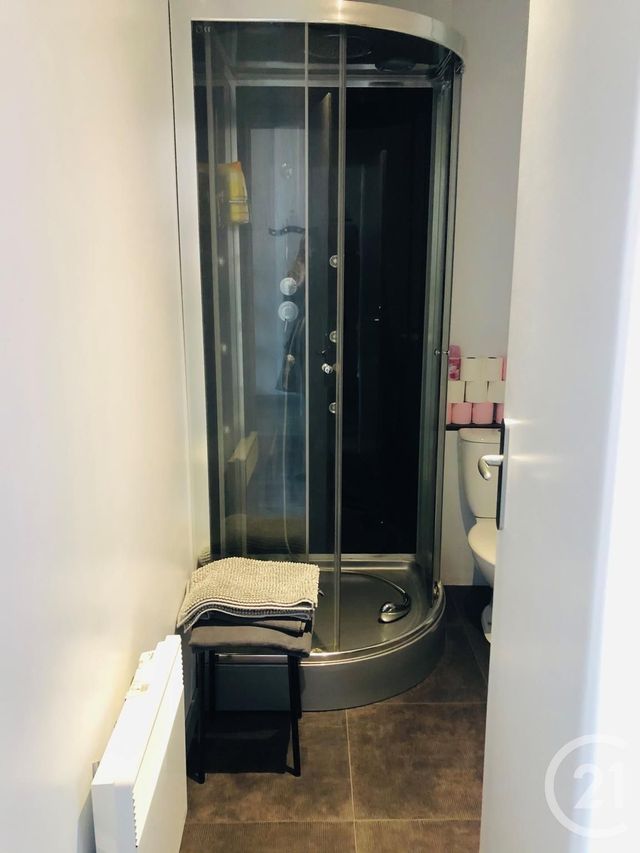 Appartement F1 à louer - 1 pièce - 35.84 m2 - CHATEAUNEUF SUR LOIRE - 45 - CENTRE - Century 21 Trois Rois