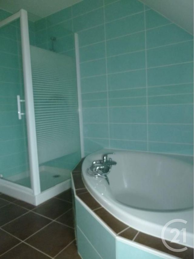 maison à louer - 4 pièces - 120.0 m2 - ST BENOIT SUR LOIRE - 45 - CENTRE - Century 21 Trois Rois