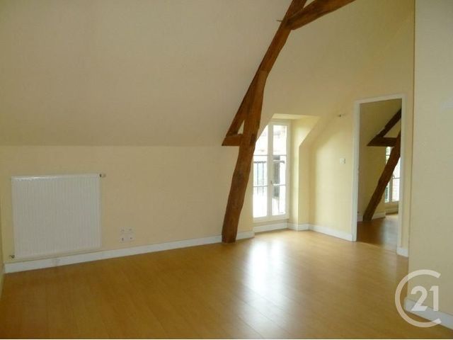 maison à louer - 4 pièces - 120.0 m2 - ST BENOIT SUR LOIRE - 45 - CENTRE - Century 21 Trois Rois