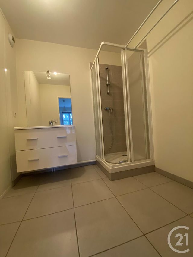 Appartement F2 à louer - 2 pièces - 43.0 m2 - ORLEANS - 45 - CENTRE - Century 21 Trois Rois