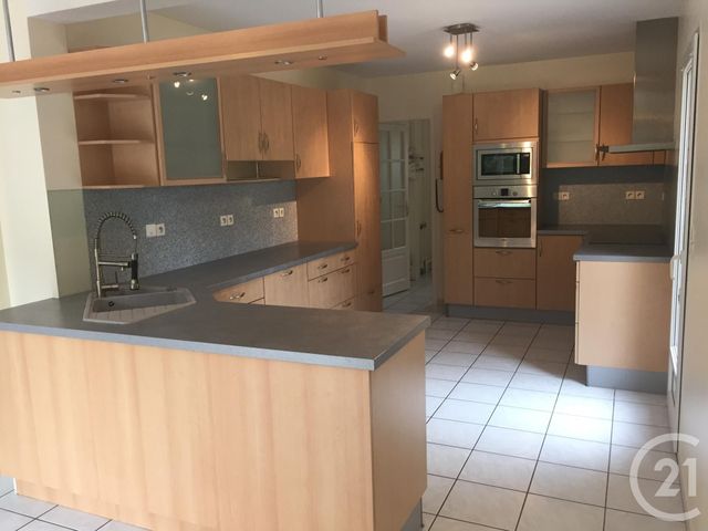 maison à louer - 6 pièces - 143.27 m2 - TRAINOU - 45 - CENTRE - Century 21 Trois Rois
