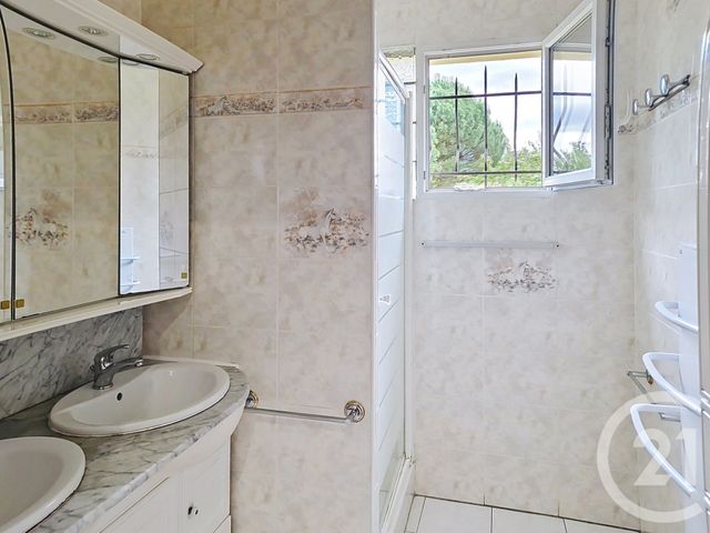 maison à vendre - 6 pièces - 171.0 m2 - ST MARTIN D ABBAT - 45 - CENTRE - Century 21 Trois Rois