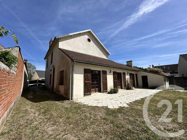 maison à vendre - 8 pièces - 224.6 m2 - VITRY AUX LOGES - 45 - CENTRE - Century 21 Trois Rois