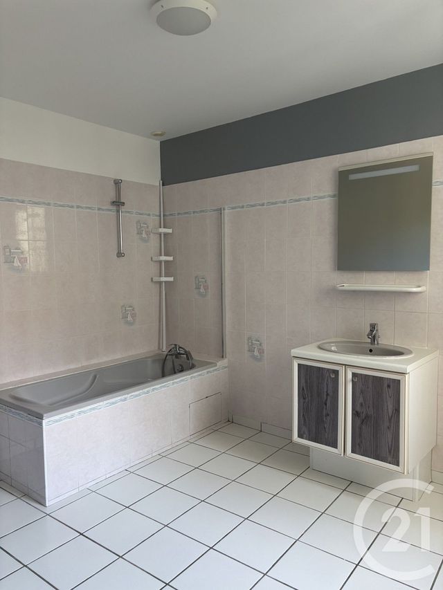 Appartement F2 à louer - 2 pièces - 49.04 m2 - REBRECHIEN - 45 - CENTRE - Century 21 Trois Rois