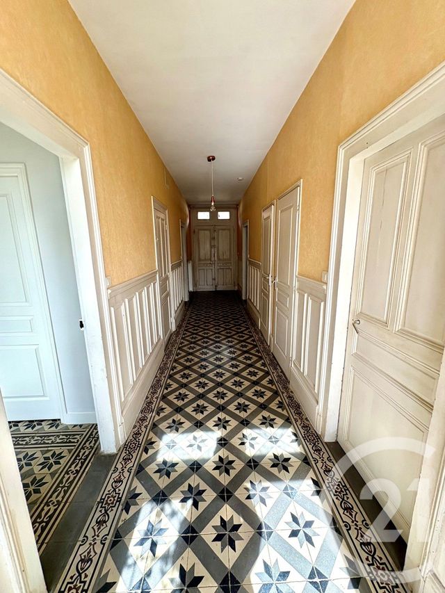 Appartement F3 à louer - 3 pièces - 83.0 m2 - ST BENOIT SUR LOIRE - 45 - CENTRE - Century 21 Trois Rois