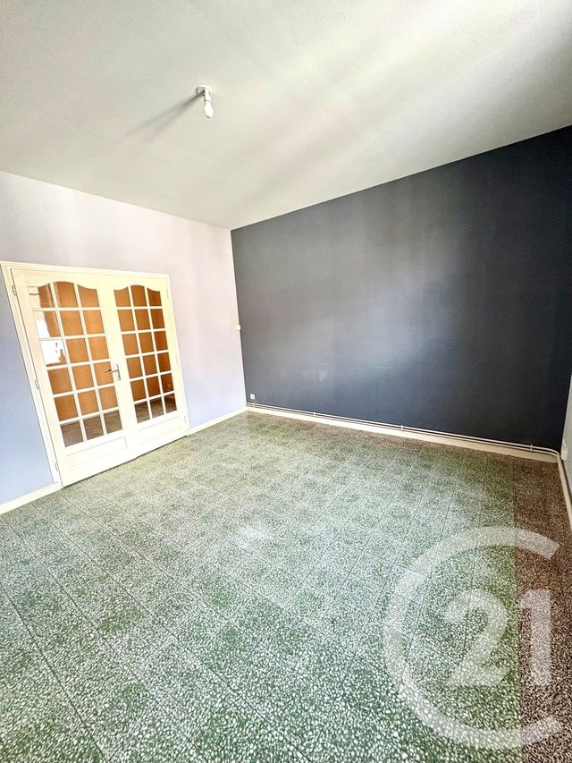 Appartement F3 à louer - 3 pièces - 83.0 m2 - ST BENOIT SUR LOIRE - 45 - CENTRE - Century 21 Trois Rois