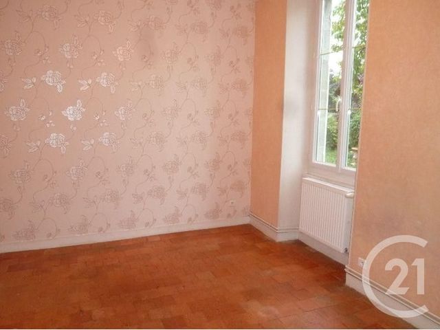 Appartement F3 à louer - 3 pièces - 83.0 m2 - ST BENOIT SUR LOIRE - 45 - CENTRE - Century 21 Trois Rois
