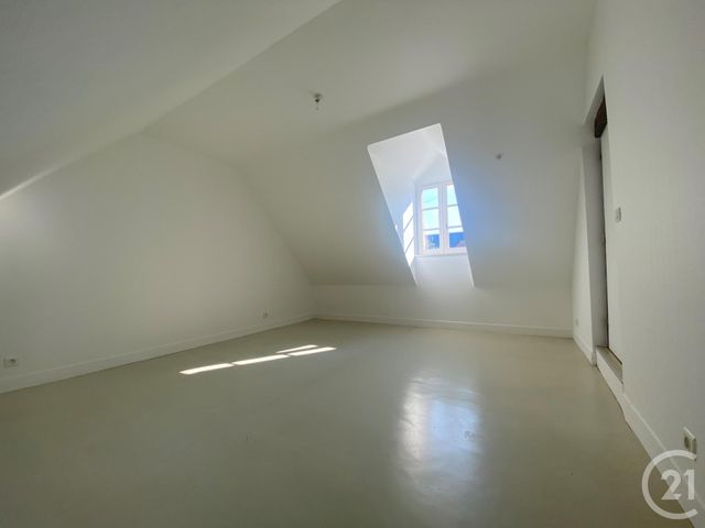 maison à louer - 3 pièces - 72.0 m2 - CHATEAUNEUF SUR LOIRE - 45 - CENTRE - Century 21 Trois Rois
