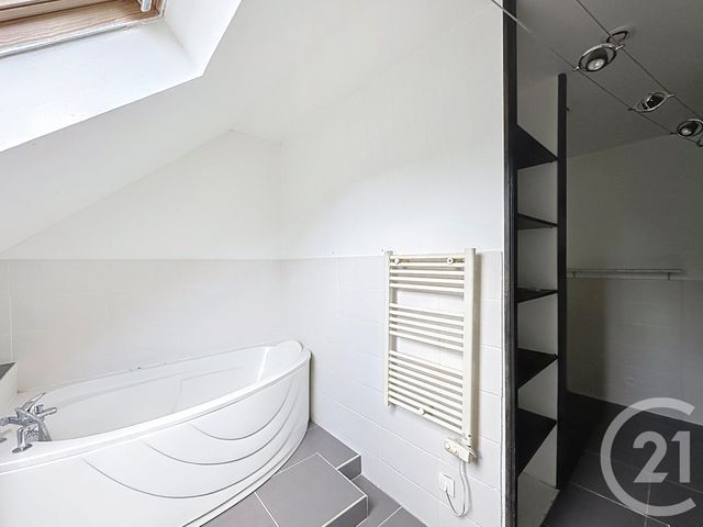 maison à vendre - 4 pièces - 101.0 m2 - ST PERE SUR LOIRE - 45 - CENTRE - Century 21 Trois Rois