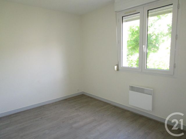 Appartement F2 à louer - 2 pièces - 45.0 m2 - CHATEAUNEUF SUR LOIRE - 45 - CENTRE - Century 21 Trois Rois