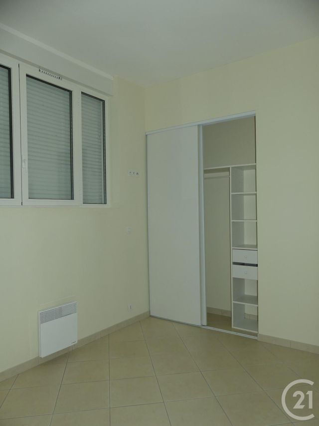 Appartement F3 à louer - 3 pièces - 72.0 m2 - CHATEAUNEUF SUR LOIRE - 45 - CENTRE - Century 21 Trois Rois