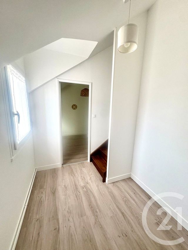 maison à louer - 4 pièces - 78.84 m2 - CHATEAUNEUF SUR LOIRE - 45 - CENTRE - Century 21 Trois Rois