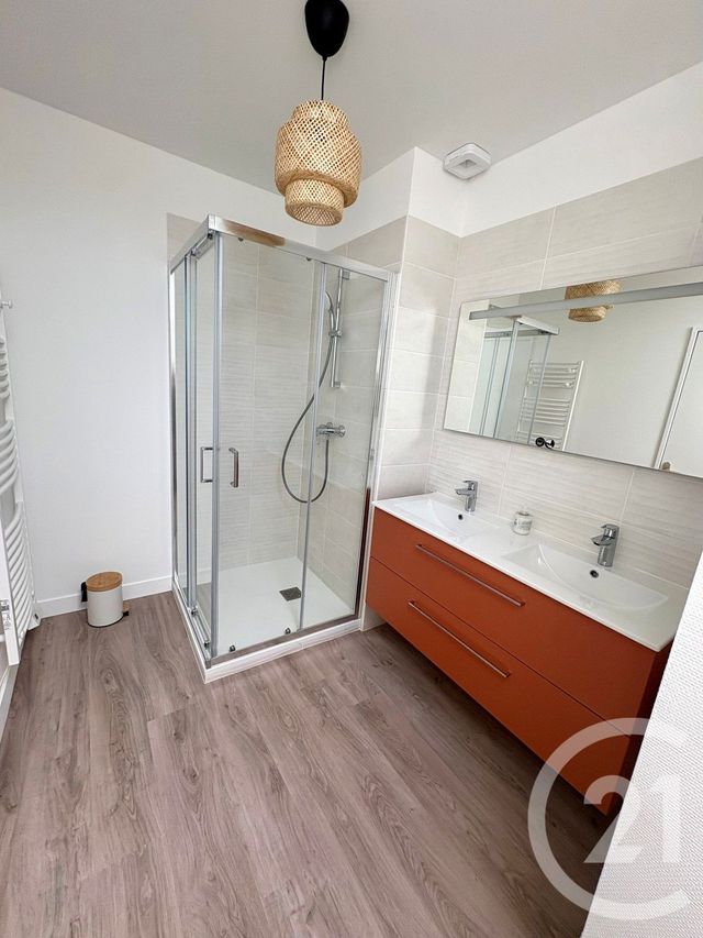 maison à louer - 4 pièces - 78.84 m2 - CHATEAUNEUF SUR LOIRE - 45 - CENTRE - Century 21 Trois Rois