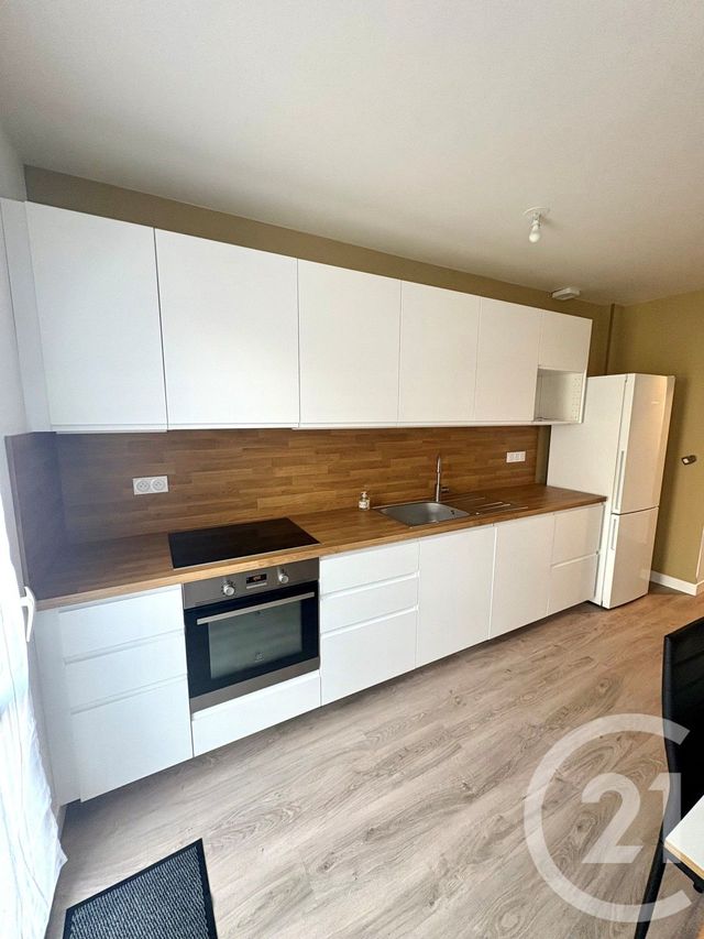 maison à louer - 4 pièces - 78.84 m2 - CHATEAUNEUF SUR LOIRE - 45 - CENTRE - Century 21 Trois Rois